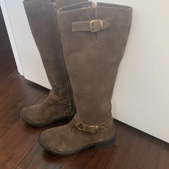 Suede boots - Picture 4 of 5